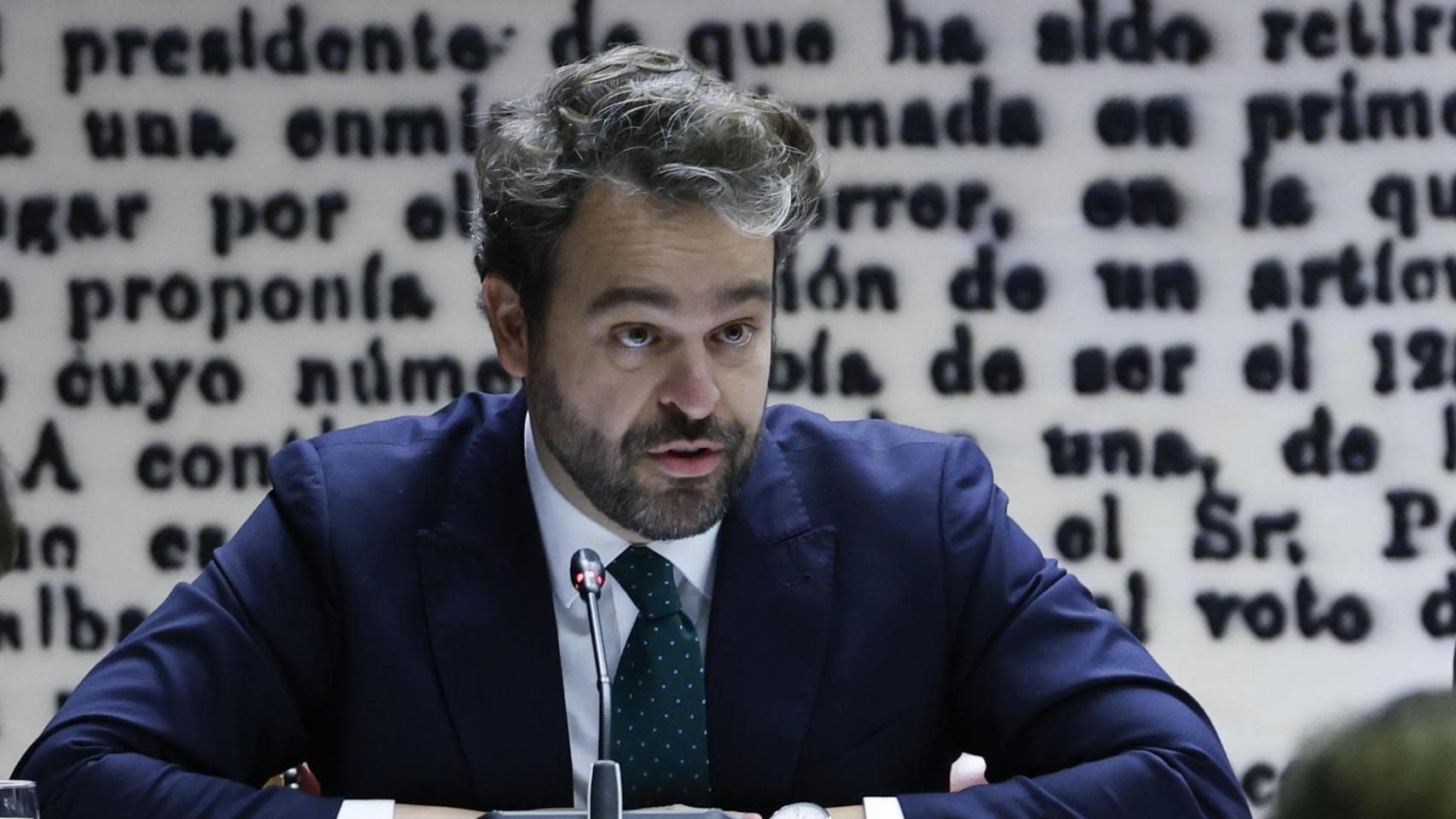 Diputado socialista español trata despectivamente a senadora